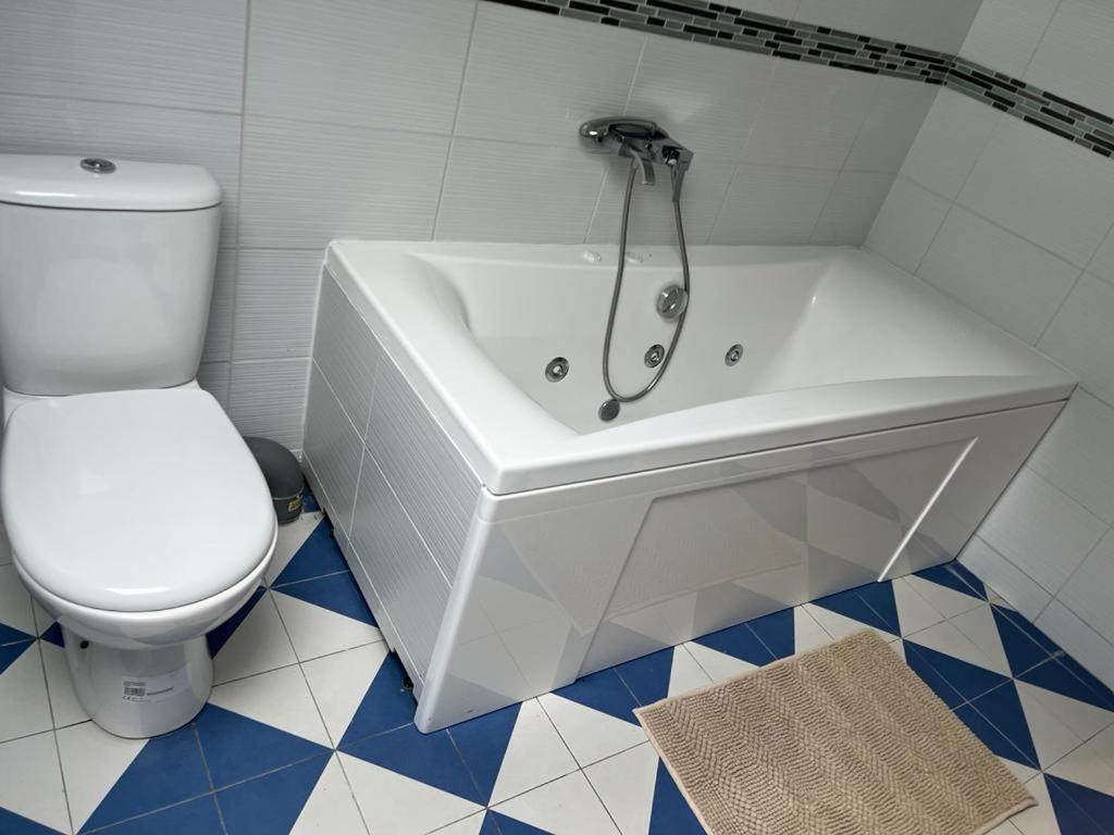 Suits & Luxury Appart Paris Montreuil Montreuil  Exterior photo